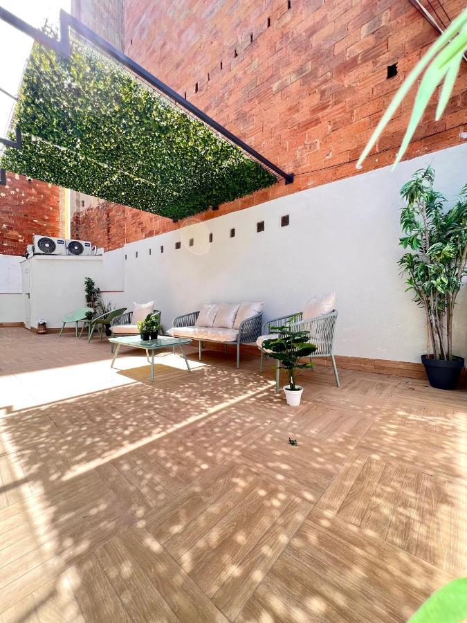 Crysoyle Apartment Barcelona Next To Camp Nou L'Hospitalet de Llobregat Exteriör bild