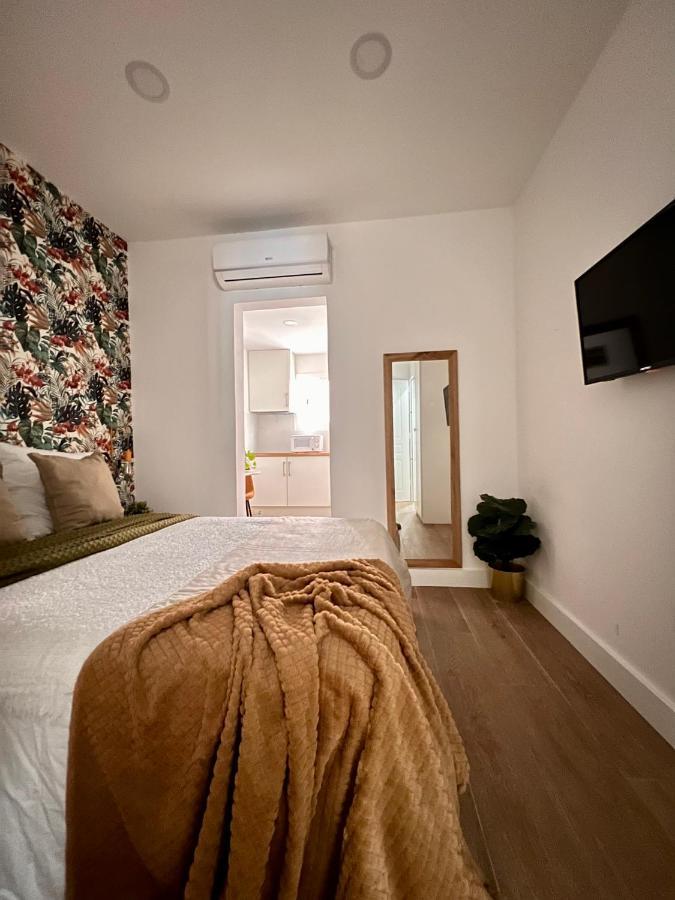 Crysoyle Apartment Barcelona Next To Camp Nou L'Hospitalet de Llobregat Exteriör bild