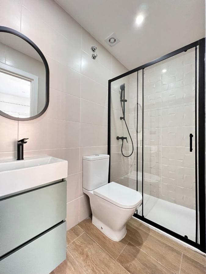 Crysoyle Apartment Barcelona Next To Camp Nou L'Hospitalet de Llobregat Exteriör bild